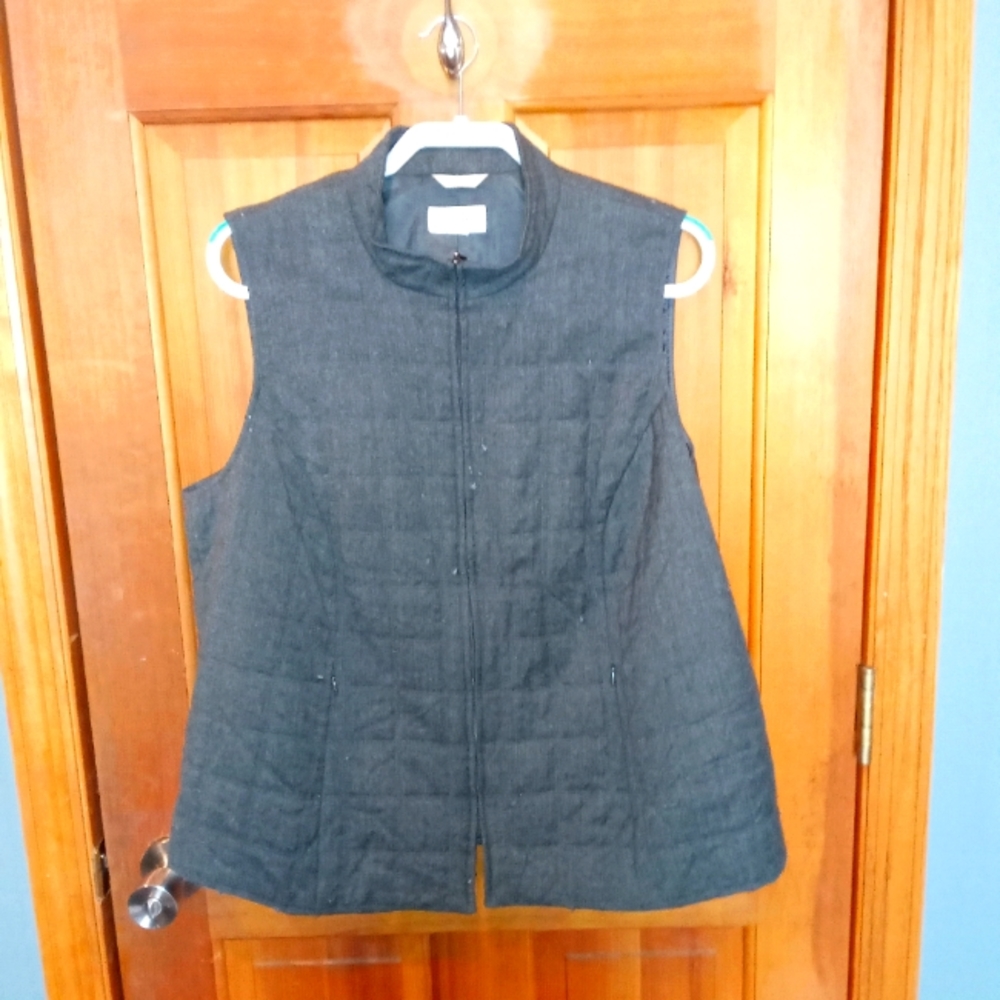 Talbot's 100% wool grey vest size XL